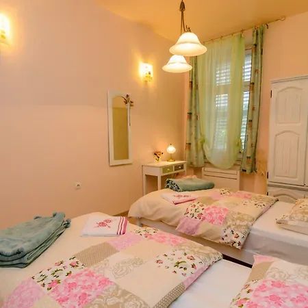 Apartamento Smaragd & Rose Zadar