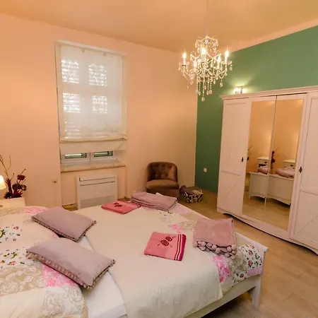 Apartamento Smaragd & Rose *