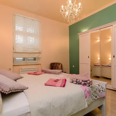 Apartamento Smaragd & Rose *